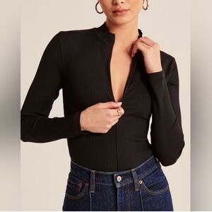 Abercrombie & Fitch White Long Sleeve Bodysuit Full Zipper Front